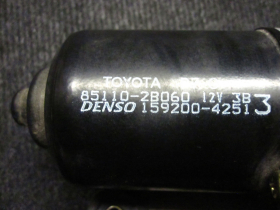 Toyota Celica T23 Wischergestänge Wischermotor vorne 85110-2B060