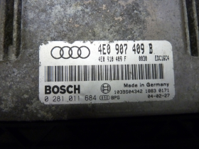 Audi A8 4E D3 4,0 TDI Motorsteuergerät 4E0907409B