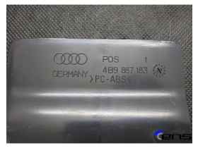 Audi A6 4B Avant Kofferraumboden Ladeboden Verkleidung  schwarz 4B9887183