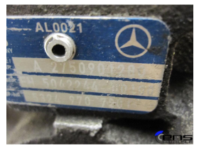 Mercedes CL C215 W215 W220 R230 CL600 Bi-Turbo Turbolader links A2750901280